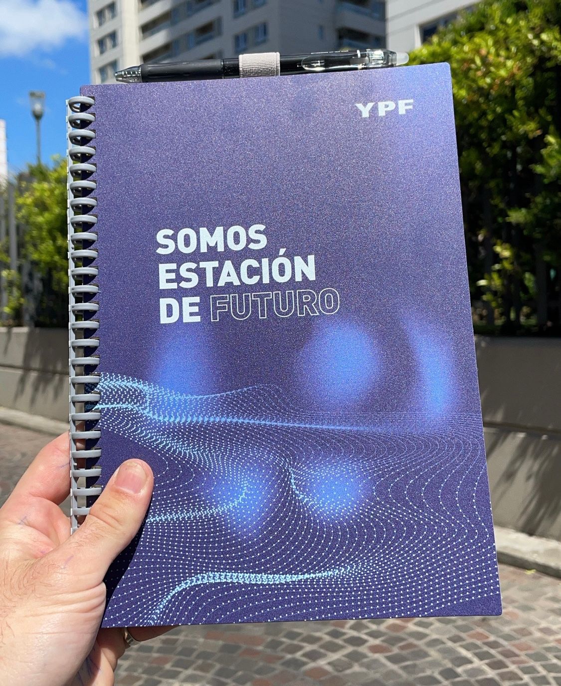 Cuaderno InfinityBook personalizado para YPF